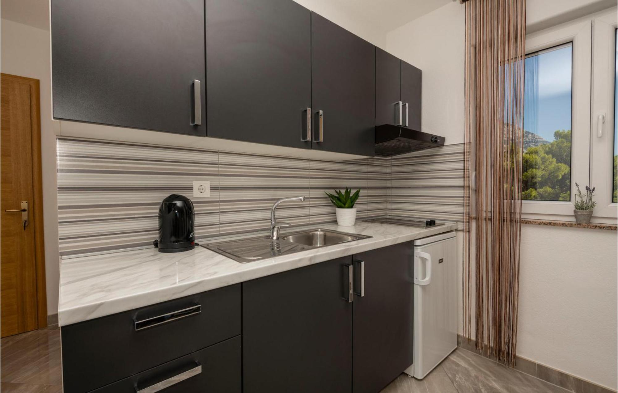 Stunning Apartment In Krvavica With Kitchen Exterior photo